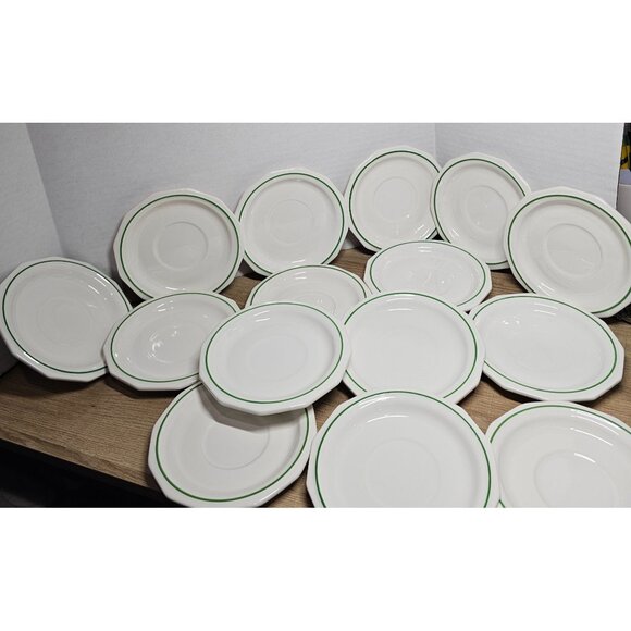 Pfaltzgraff Christmas Heritage Dishes Saucers 15 piece set - Picture 2 of 5